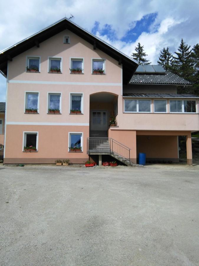 Kmetija Knavs Villa Nova Vas  Kültér fotó